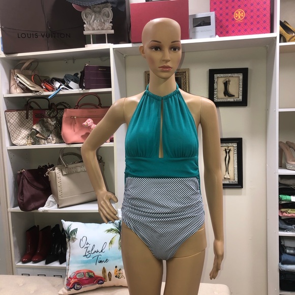 Cupshe NWT! One Piece Swimsuit - Picture 5 of 14